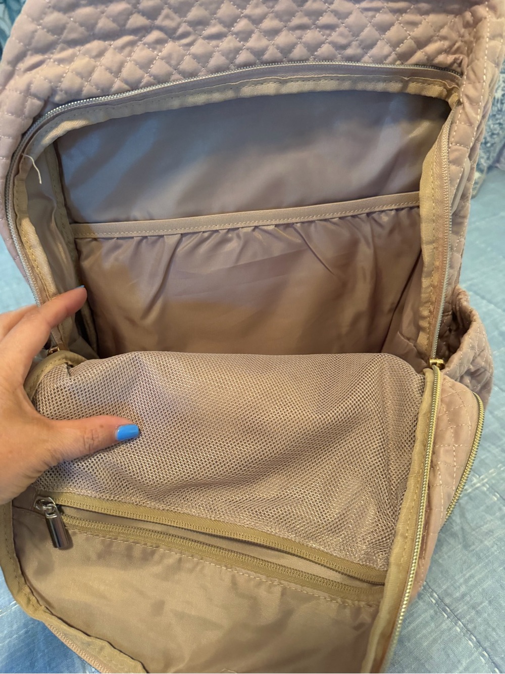 Bagsmart Quilted Backpack in Dusty Pink - Everyday Lightweight Pack - Picture 5 of 5